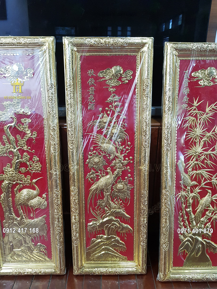 Mỗi đường n&eacute;t tr&ecirc;n bức tranh đều được c&aacute;c nghệ nh&acirc;n chạm th&uacute;c v&ocirc; c&ugrave;ng tỉ mỉ